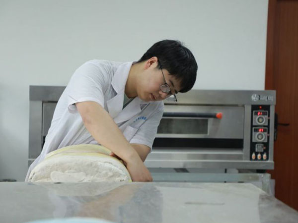 制作師